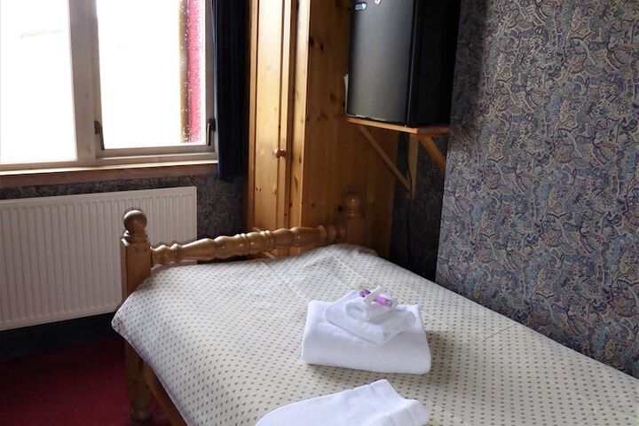 Room 13 of 57