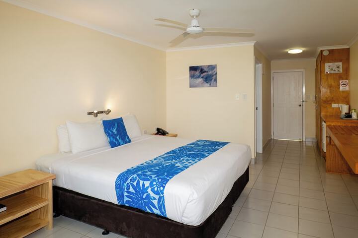 Room 15 of 73