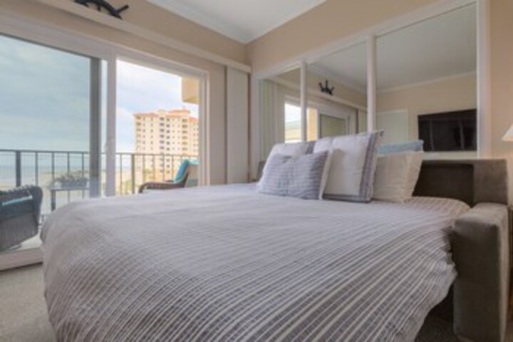 Exterior of Steps To The Beach Oceanview