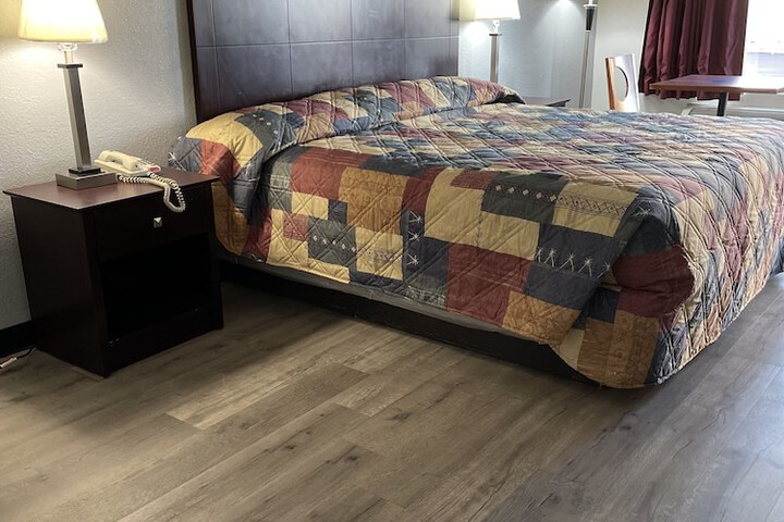Room 21 of 51
