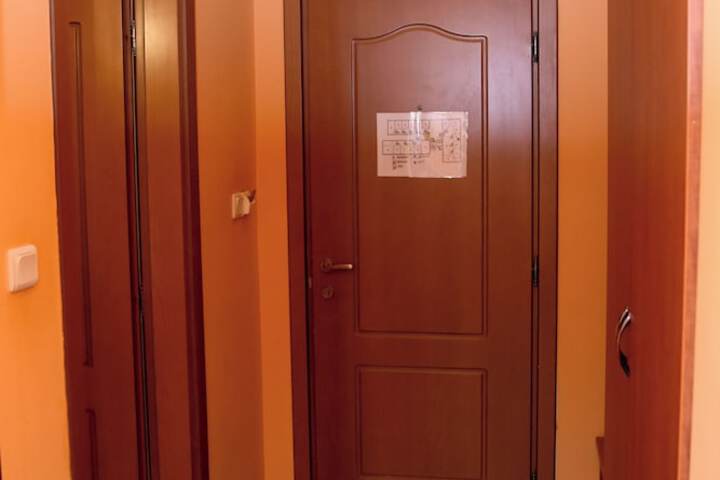 Room 25 of 69