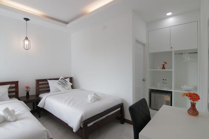 Room 17 of 45