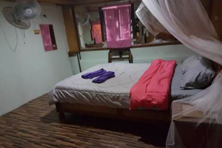 Room 21 of 43