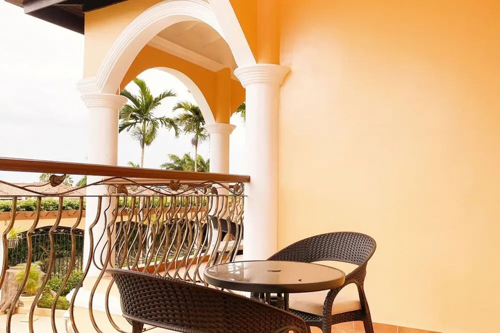 Terrace/Patio 8 of 38
