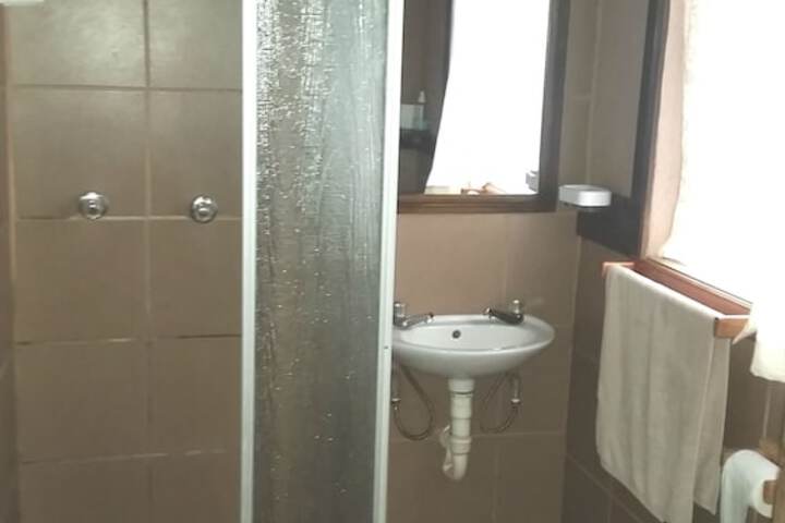 Room 14 of 23