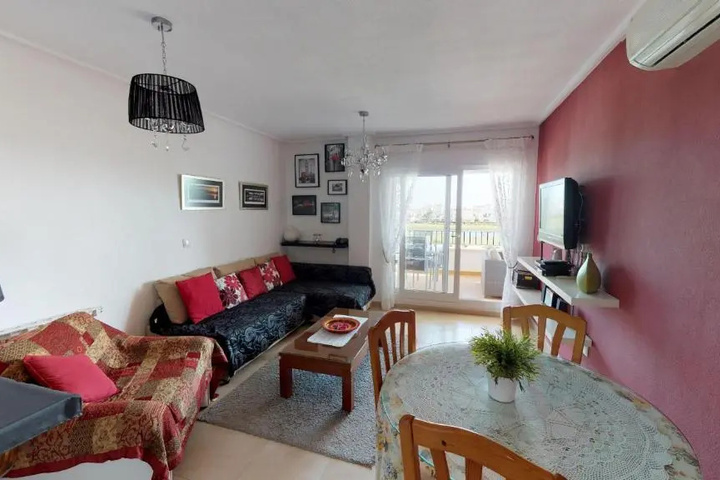 Room 4 of 13