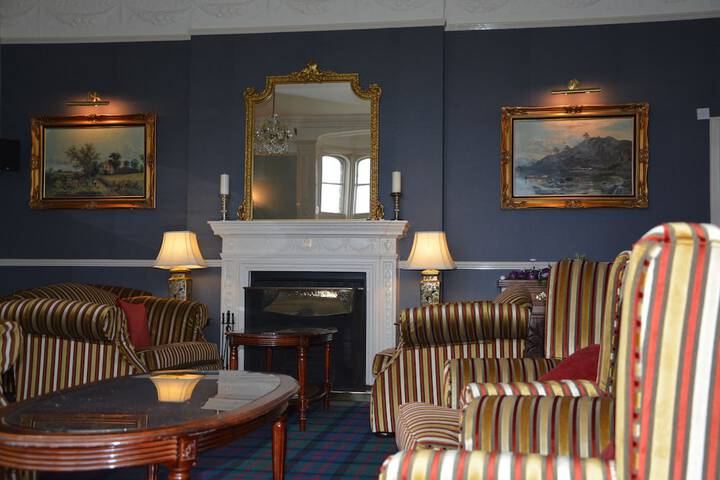 Hotel 6 of 104