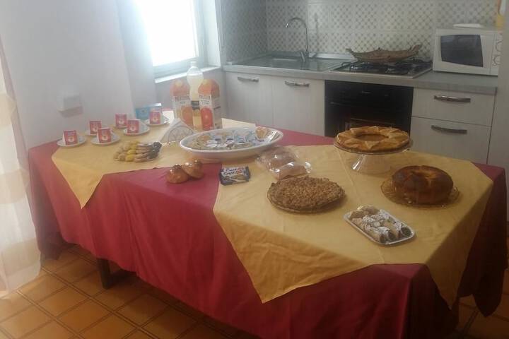 Dining 2 of 24