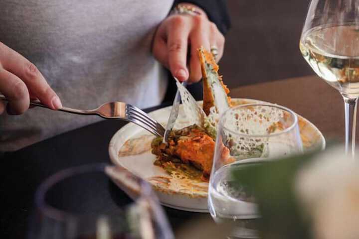 Dining 77 of 130
