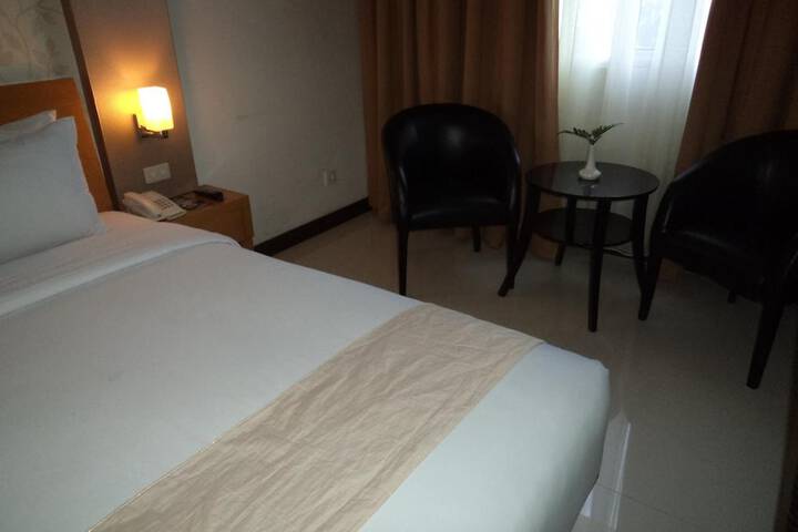 Room 21 of 54