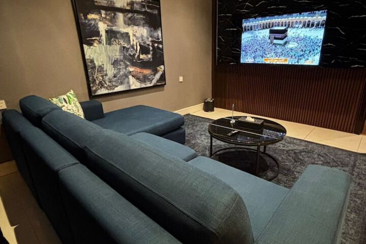 Room 41 of 61