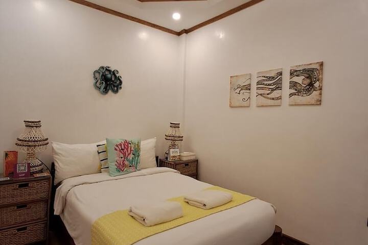 Room 45 of 132