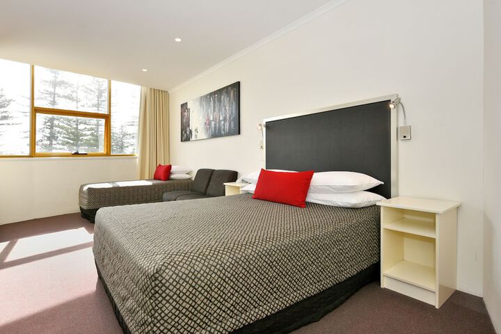 Room 22 of 62