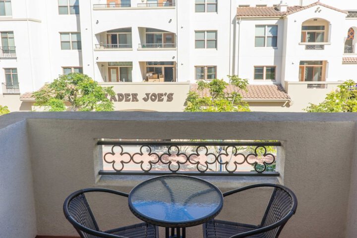 Terrace/Patio 6 of 40