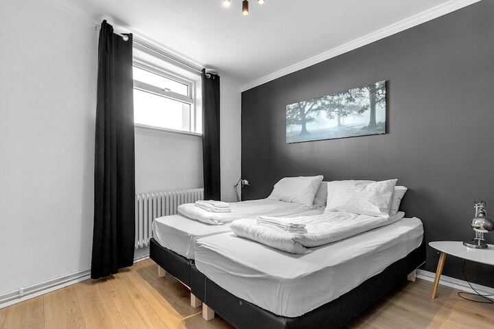 Room 10 of 44