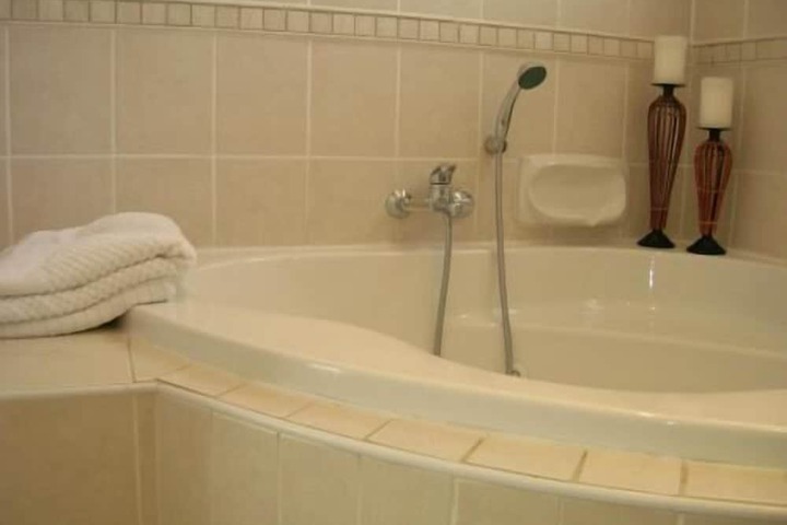 Clean Restrooms