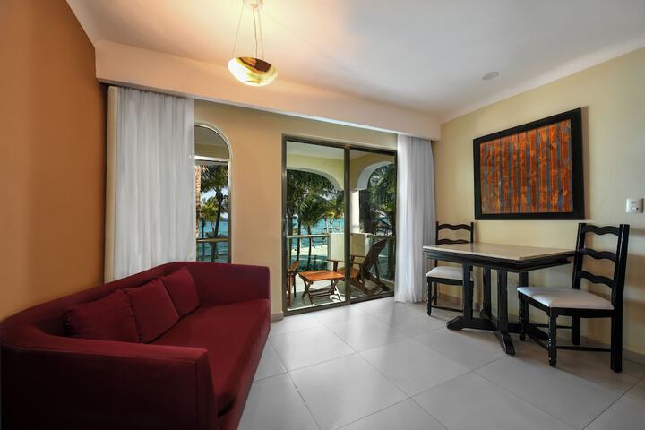 Room 4 of 51