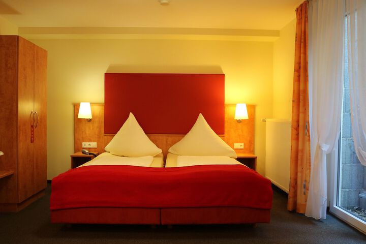 Room 7 of 55