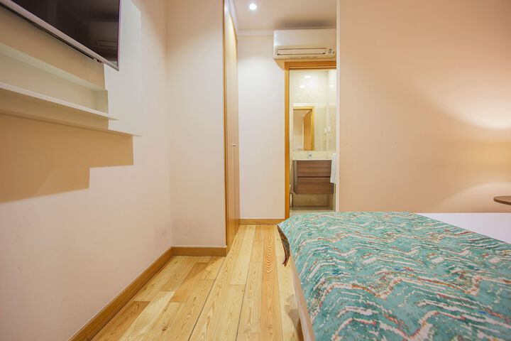 Room 75 of 101