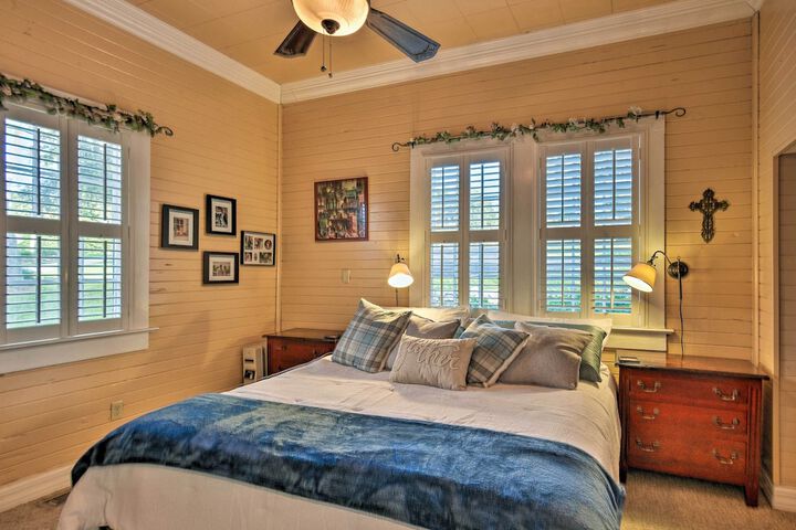 Room 2 of 39
