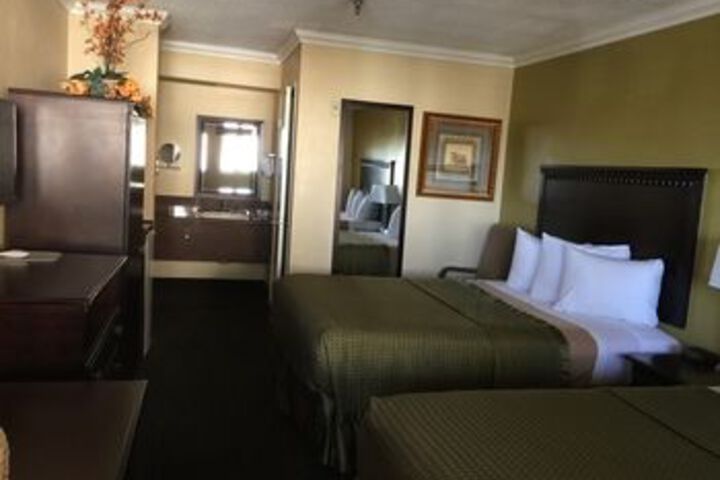 Room 31 of 87