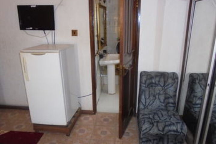 Room 19 of 27