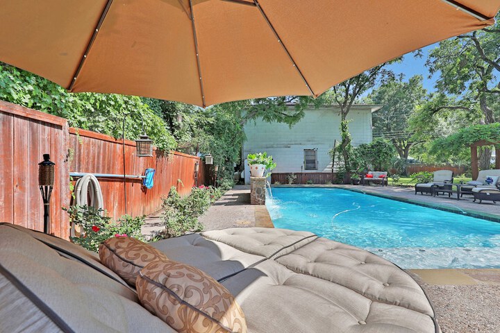 Pool 38 of 69