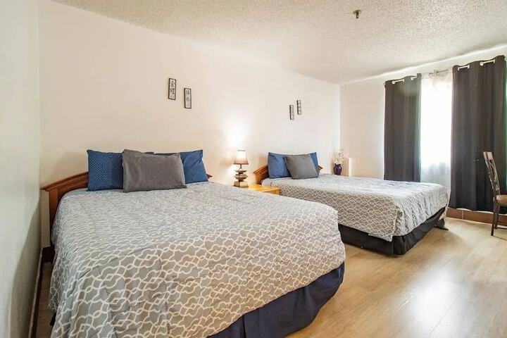 Room 4 of 37