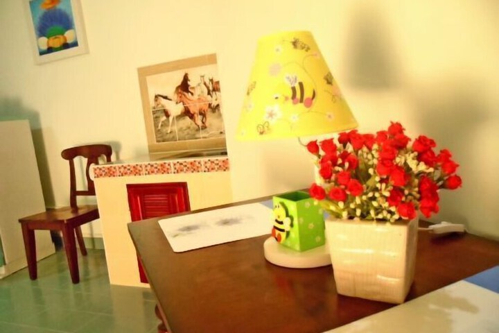 Room 15 of 19