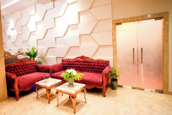 Hotel Interior 6 of 41