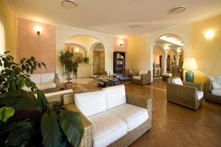 Lobby Photos