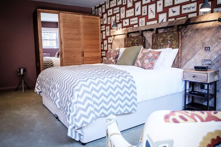Room 46 of 171