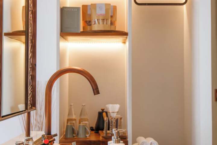 Room 46 of 125