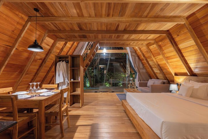 Room 5 of 26