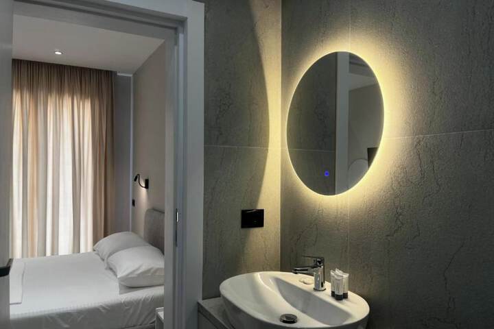 Room 61 of 71