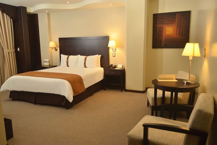 Room 12 of 62