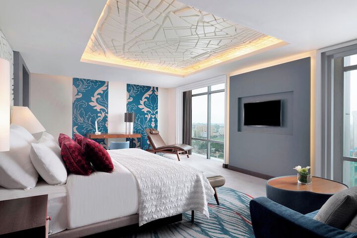 Room 25 of 107