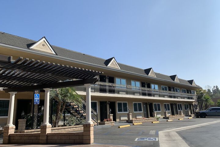 Hotel 65 of 66