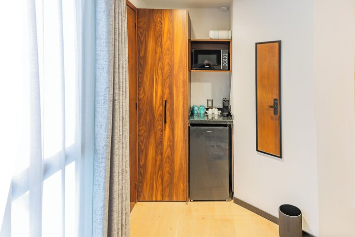 Room 115 of 329