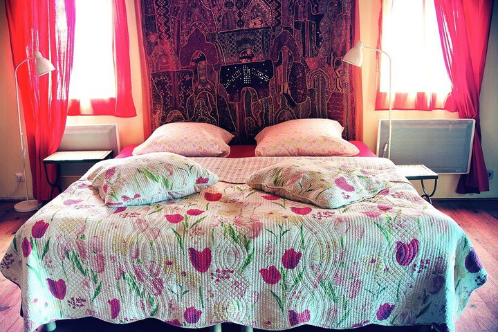 Room 8 of 52