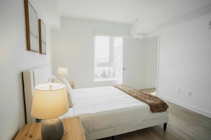 Room 10 of 36