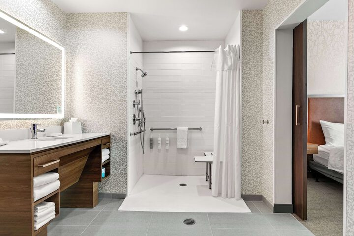 Bathroom shower
