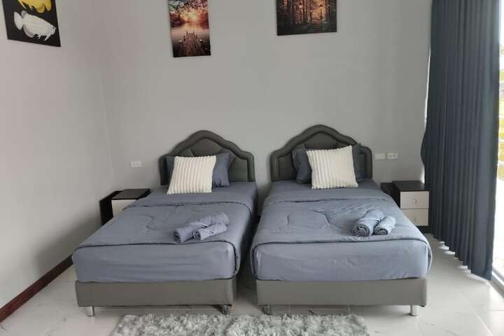 Room 3 of 26