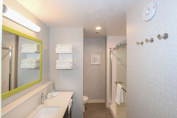 Bathroom shower