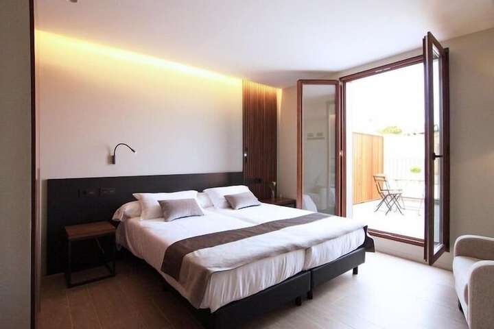 Room 17 of 31