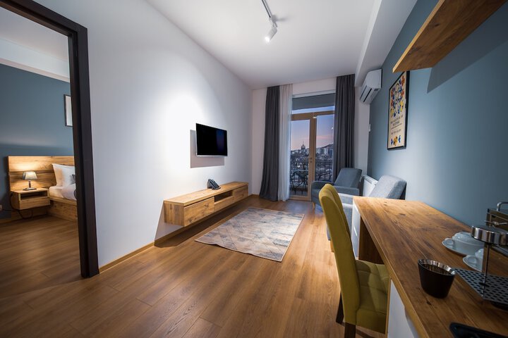 Room 27 of 57
