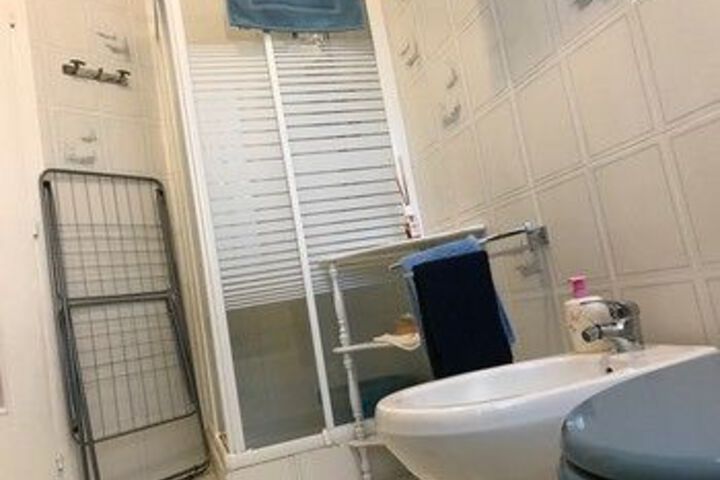 Room 2 of 23
