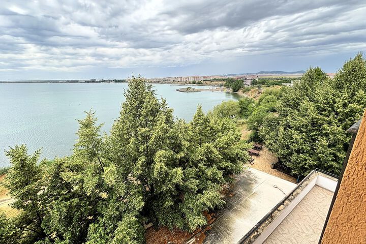 Terrace/Patio 172 of 177