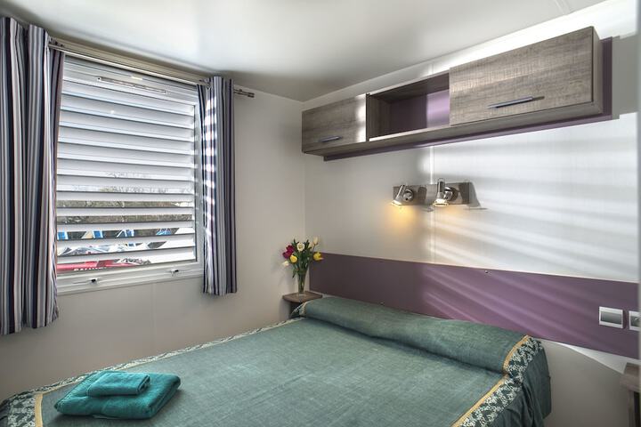 Room 16 of 243