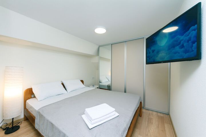 Room 10 of 10